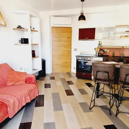 Magnifique Avec Balcon Vue à L'entrée D'ajaccio