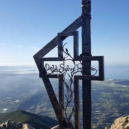 Appartement Magnifique Avec Balcon Vue à L'entrée D'ajaccio