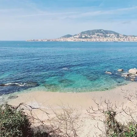 Magnifique Avec Balcon Vue à L'entrée D'ajaccio *