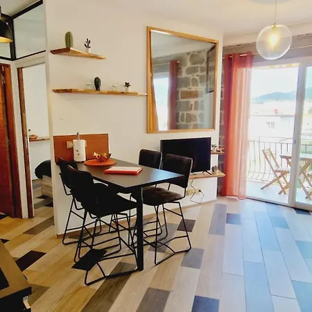 Magnifique Avec Balcon Vue à L'entrée D'ajaccio *