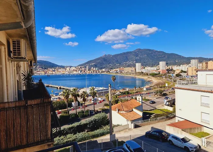 Appartement Magnifique Avec Balcon Vue A L'entree D'ajaccio *
