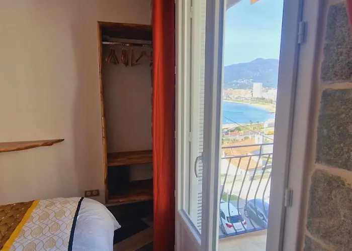 Magnifique Avec Balcon Vue A L'entree D'ajaccio *