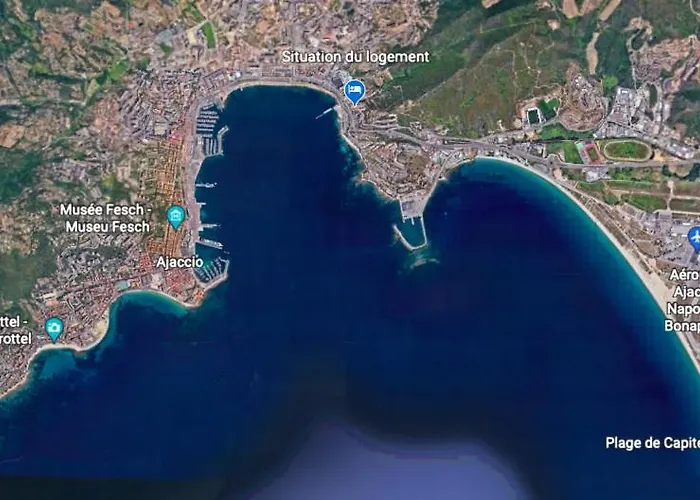 Magnifique Avec Balcon Vue A L'entree D'ajaccio